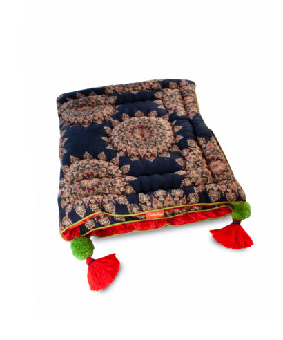 Mandala Desenli Körpeçe